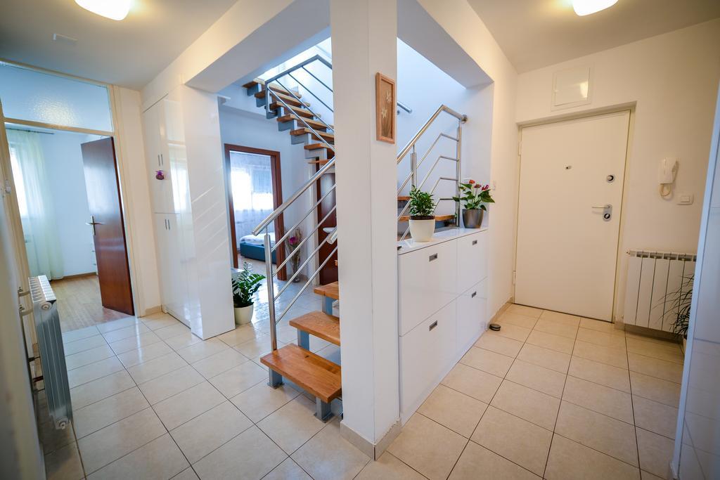 Comfortable Apartment Split Exteriör bild